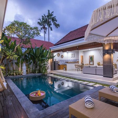 Villa Luna Rose Seminyak Exterior foto